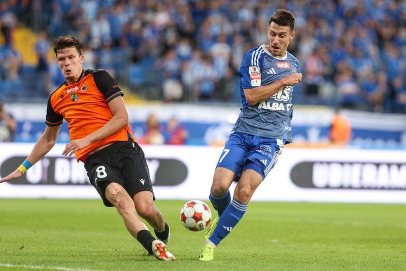 Football. Betclic I liga. Ruch Chorzow - Chrobry Glogow. 22.09.2025