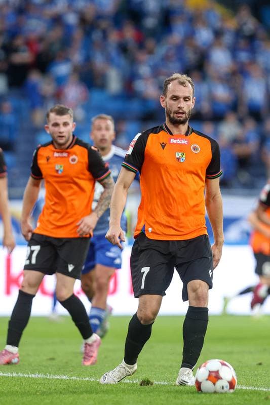Football. Betclic I liga. Ruch Chorzow - Chrobry Glogow. 22.09.2025