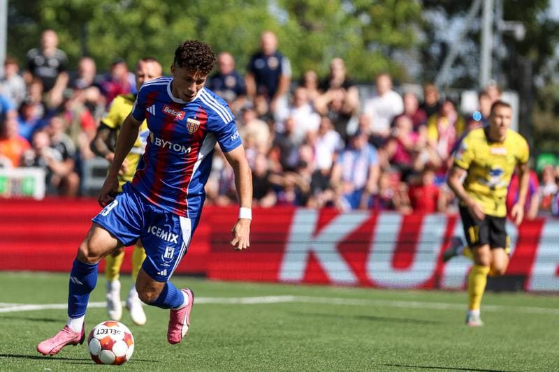 Football. Betclic I liga. Polonia Bytom - Wieczysta Krakow. 30.08.2025