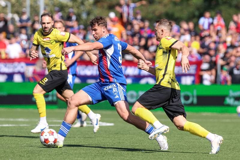 Football. Betclic I liga. Polonia Bytom - Wieczysta Krakow. 30.08.2025