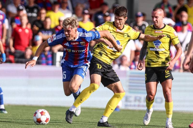 Football. Betclic I liga. Polonia Bytom - Wieczysta Krakow. 30.08.2025