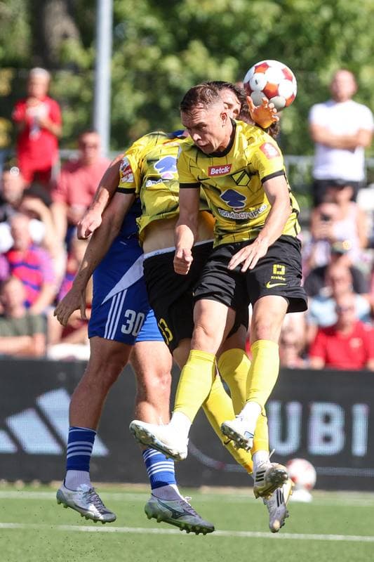 Football. Betclic I liga. Polonia Bytom - Wieczysta Krakow. 30.08.2025