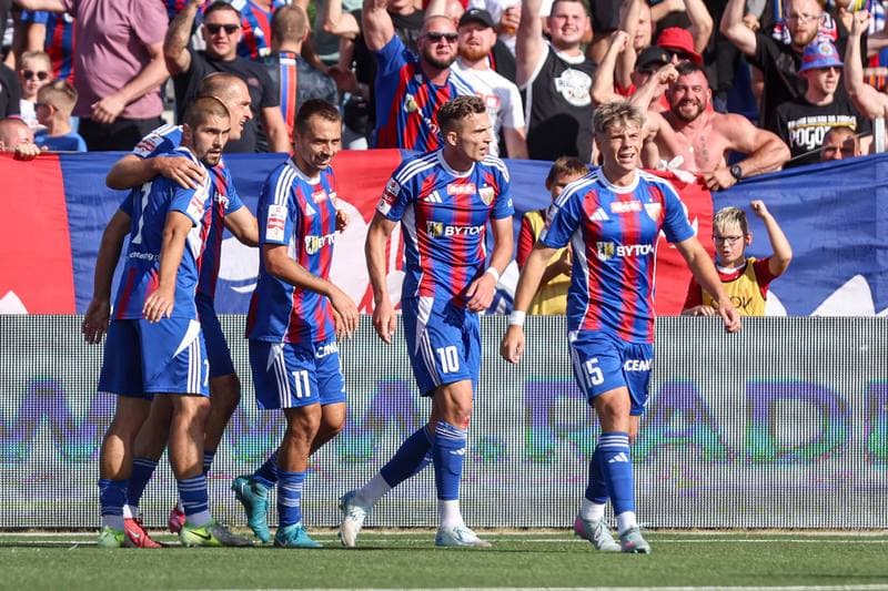 Football. Betclic I liga. Polonia Bytom - Wieczysta Krakow. 30.08.2025