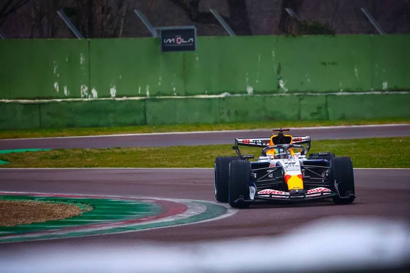 Motorsport. Formula 1. VCARB Racing Bulls. 21.01.2026