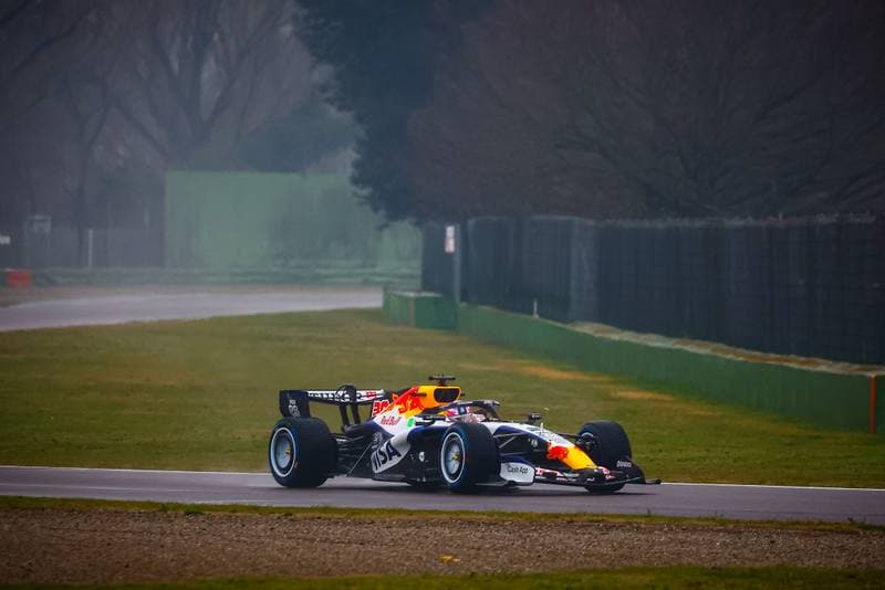 Motorsport. Formula 1. Shakedown of VCARB Racing Bulls. 20.01.2026