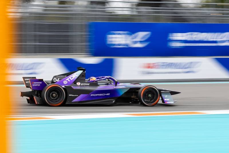 Motorsport. Formula E. Miami ePrix. 31.01.2026