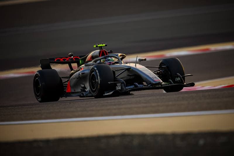 Motorsport. Formula 1. Winter Testing. 11.02.2026