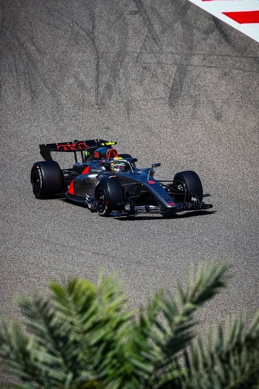 Motorsport. Formula 1. Winter Testing. 11.02.2026
