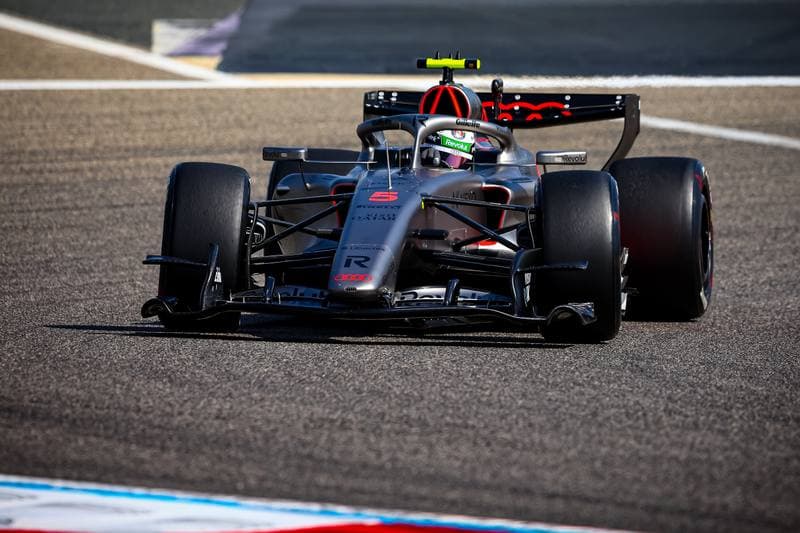 Motorsport. Formula 1. Winter Testing. 11.02.2026
