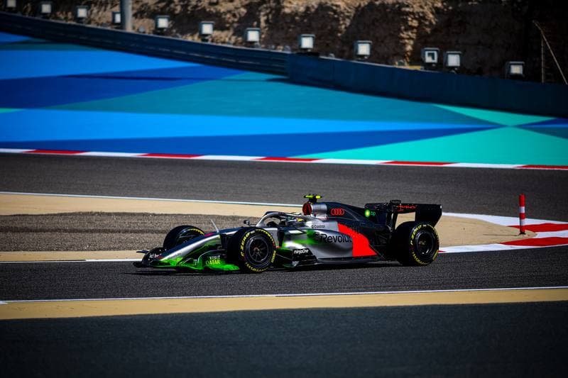 Motorsport. Formula 1. Winter Testing. 11.02.2026