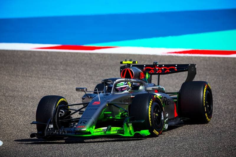 Motorsport. Formula 1. Winter Testing. 11.02.2026