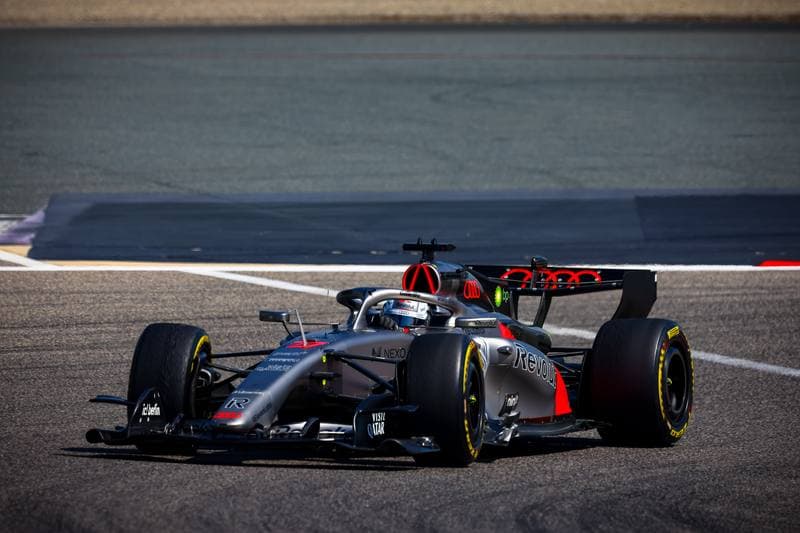 Motorsport. Formula 1. Winter Testing. 11.02.2026