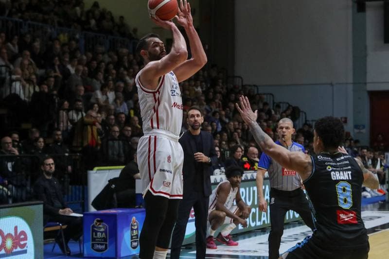 Basketball. Italian Basketball Serie A. Vanoli Basket Cremona - EA7 Emporio Armani Milano. 15.02.2026