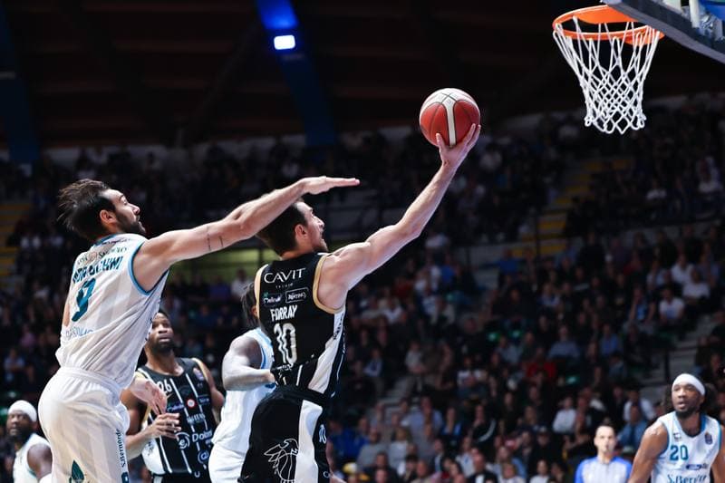 Basketball. LBA Lega Basket Serie A. Acqua S.Bernardo Cantu - Dolomiti Energia Trentino. 15.02.2026
