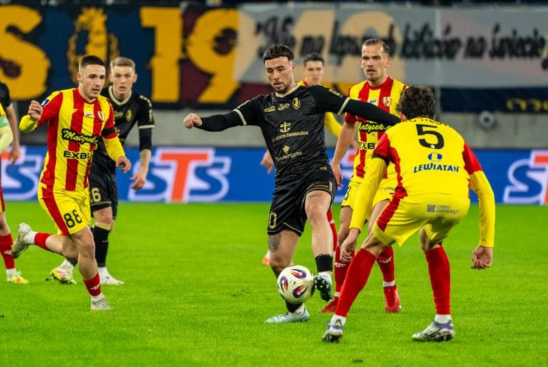 Football. PKO BP Ekstraklasa. Pogon Szczecin - Korona Kielce. 16.03.2026