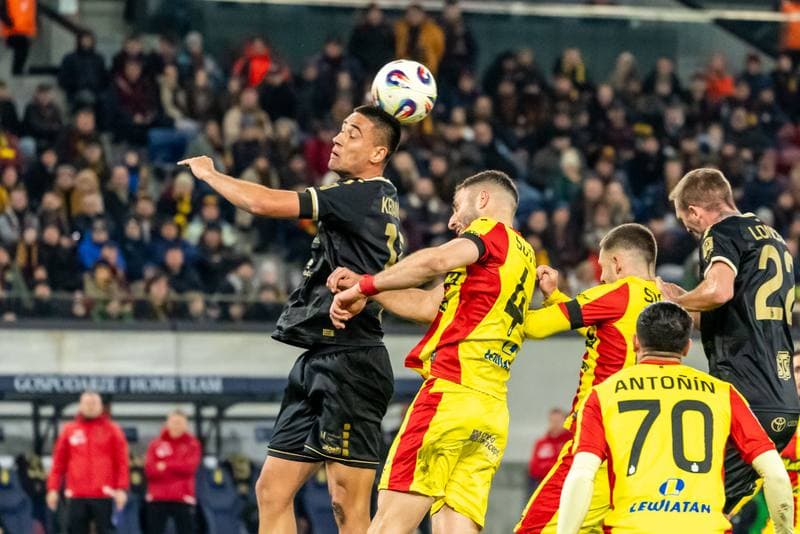 Football. PKO BP Ekstraklasa. Pogon Szczecin - Korona Kielce. 16.03.2026