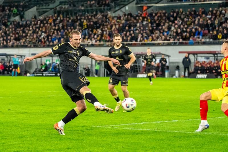 Football. PKO BP Ekstraklasa. Pogon Szczecin - Korona Kielce. 16.03.2026