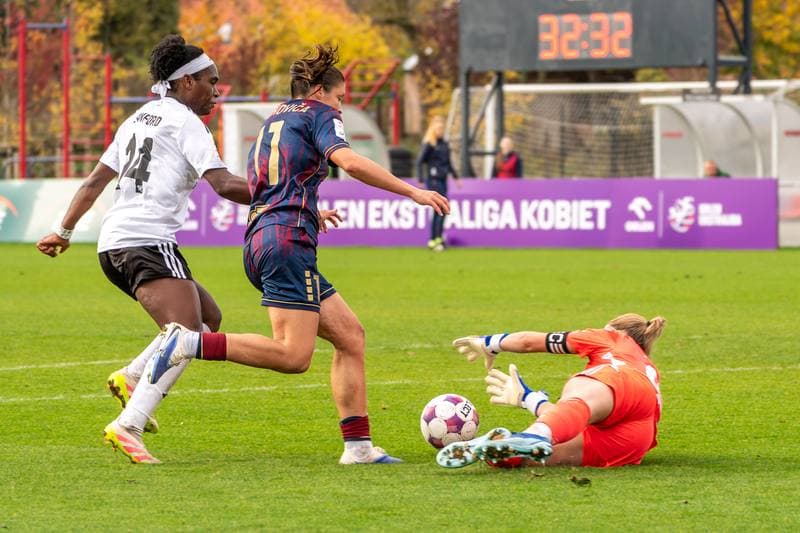 Football. Orlen Ekstraliga Kobiet. Pogon Szczecin - Gornik Leczna. 02.11.2025