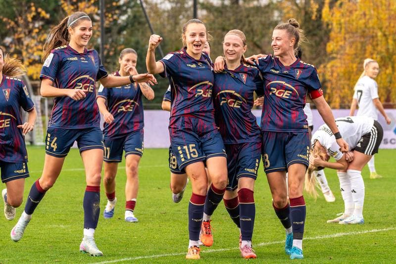Football. Orlen Ekstraliga Kobiet. Pogon Szczecin - Gornik Leczna. 02.11.2025