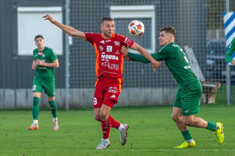 Football. Betclic 2 liga. Swit Szczecin - Rekord Bielsko Biala. 08.11.2025