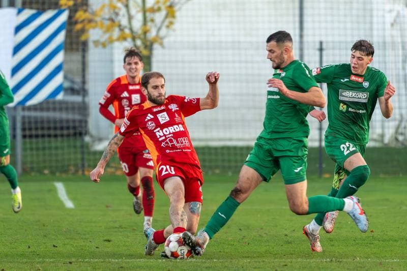 Football. Betclic 2 liga. Swit Szczecin - Rekord Bielsko Biala. 08.11.2025