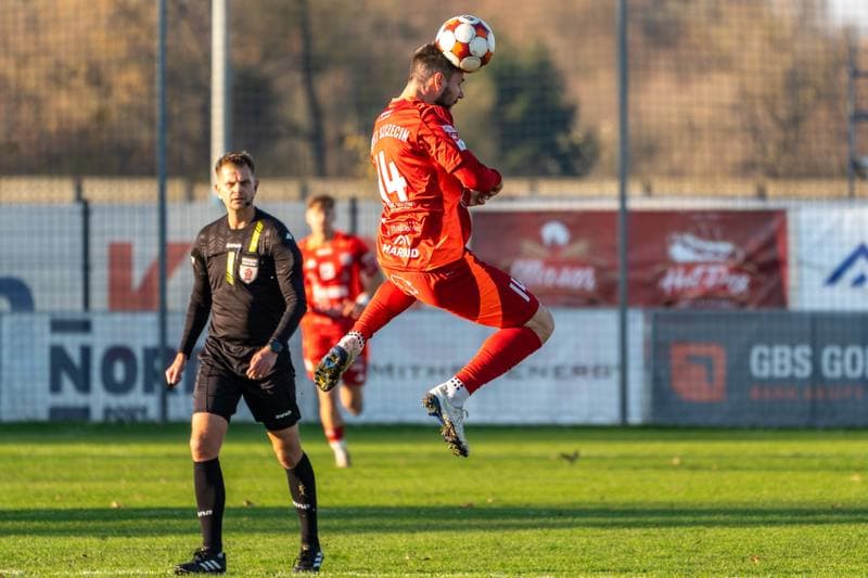 Football. Betclic 2 liga. Swit Szczecin - Rekord Bielsko Biala. 08.11.2025