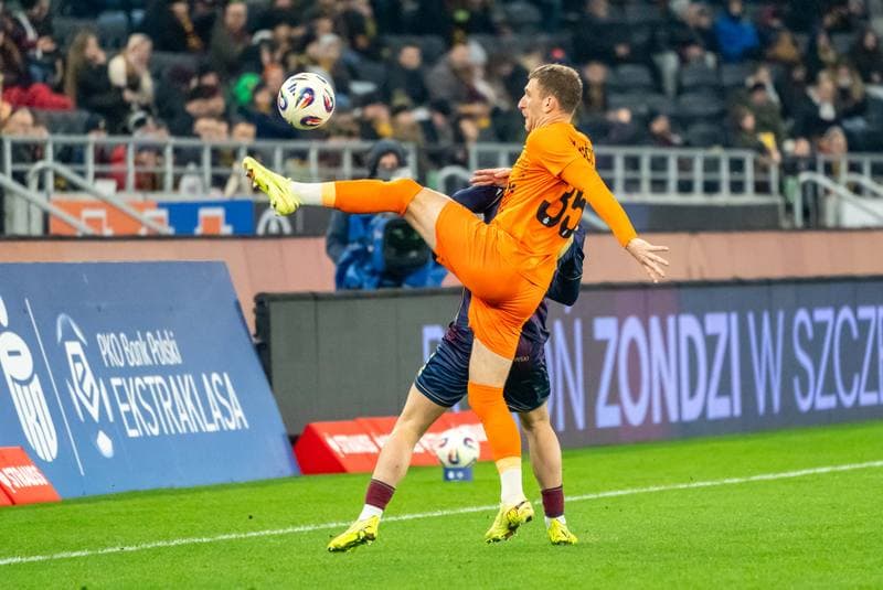 Football. PKO BP Ekstraklasa. Pogon Szczecin - Zaglebie Lubin. 24.11.2025