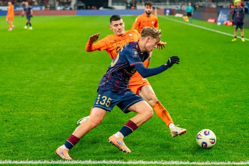Football. PKO BP Ekstraklasa. Pogon Szczecin - Zaglebie Lubin. 24.11.2025