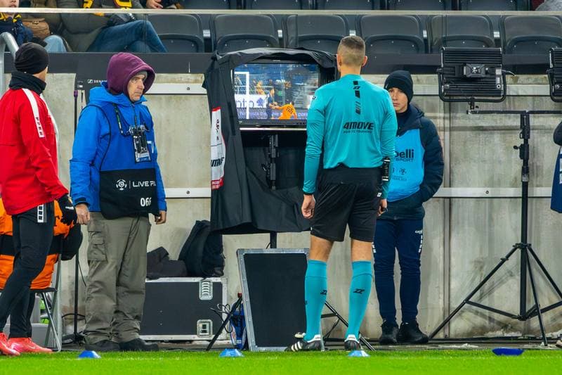 Football. PKO BP Ekstraklasa. Pogon Szczecin - Zaglebie Lubin. 24.11.2025