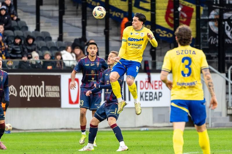 Football. PKO BP Ekstraklasa. Pogon Szczecin - Arka Gdynia. 15.02.2026