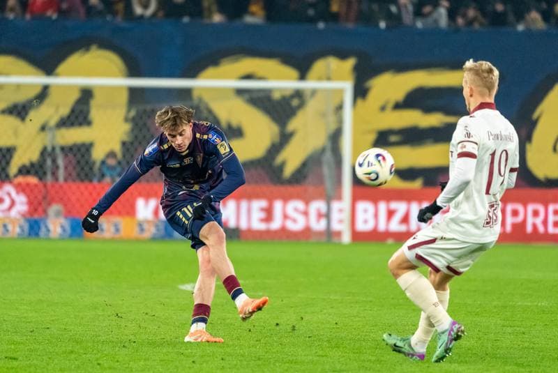 Football. STS Puchar Polski. Pogon Szczecin - Widzew Lodz. 02.12.2025