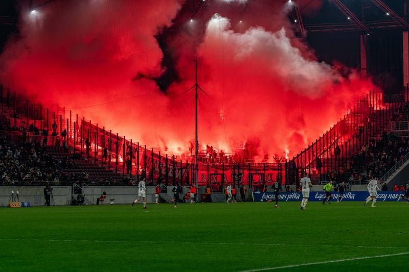 Football. STS Puchar Polski. Pogon Szczecin - Widzew Lodz. 02.12.2025