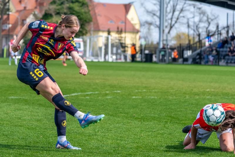 Football. Orlen Ekstraliga Kobiet. Pogon Szczecin - Resovia Rzeszow. 13.05.2025