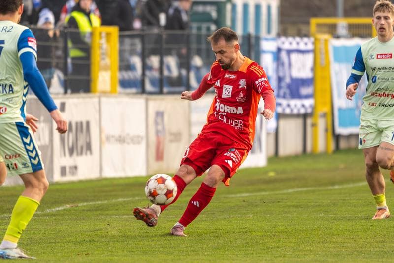 Football. Betclic 2 liga. Swit Szczecin - Sandecja Nowy Sacz. 30.11.2025