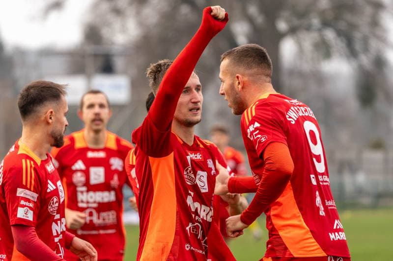 Football. Betclic 2 liga. Swit Szczecin - Sandecja Nowy Sacz. 30.11.2025