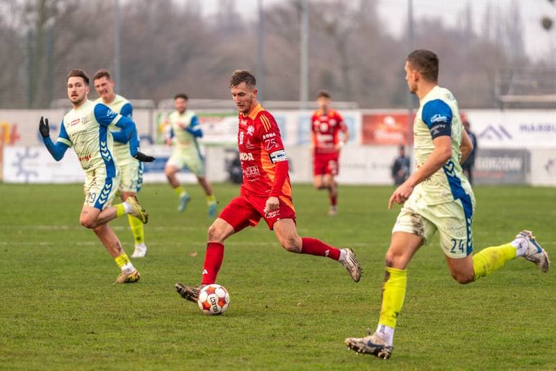 Football. Betclic 2 liga. Swit Szczecin - Sandecja Nowy Sacz. 30.11.2025