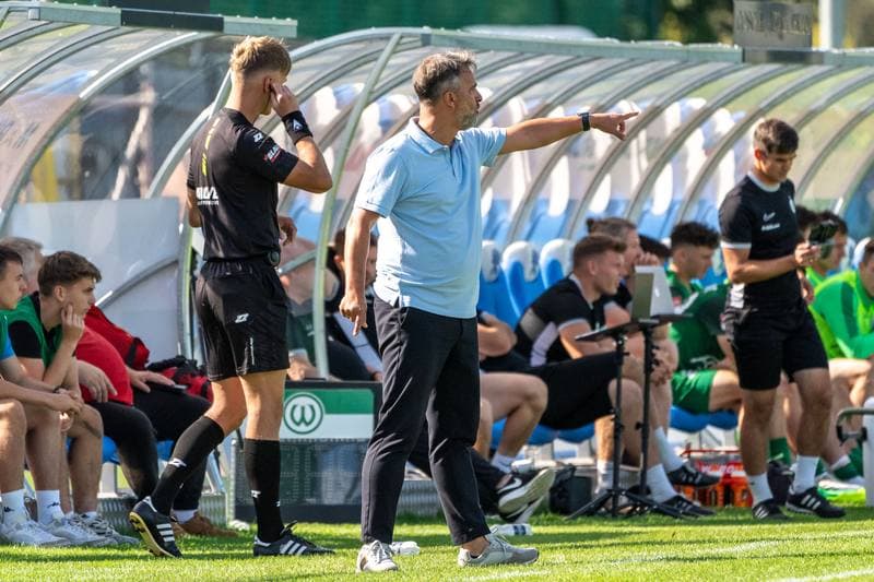 Football. Betclic 2 liga. Swit Szczecin - Warta Poznan. 10.08.2025