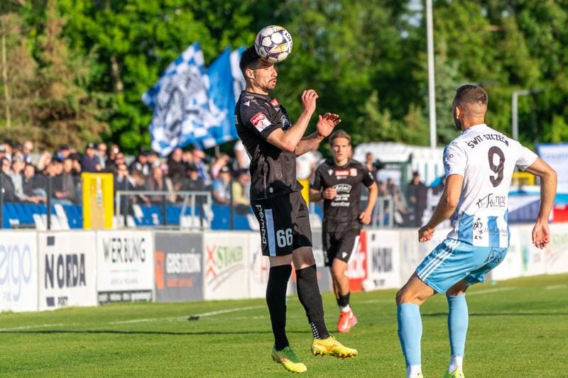 Football. Betclic 2 Liga. Swit Szczecin - Resovia Rzeszow. 23.05.2025