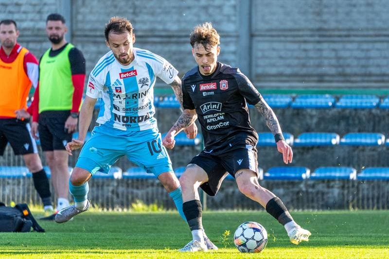 Football. Betclic 2 Liga. Swit Szczecin - Resovia Rzeszow. 23.05.2025