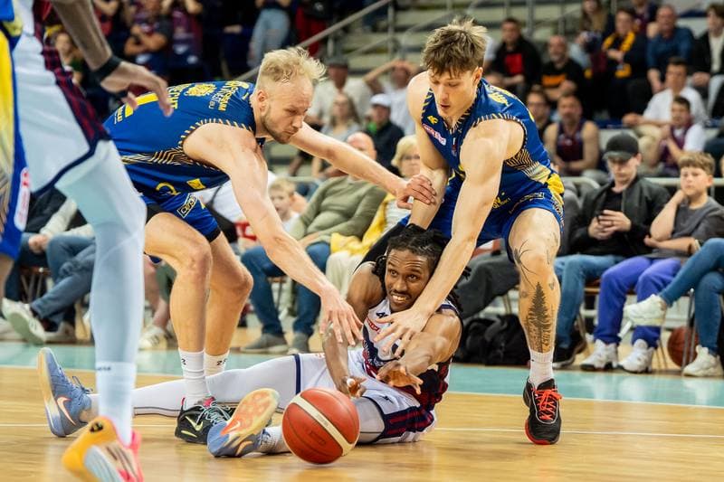 Basketball. ORLEN Basket Liga. King Wilki Morskie Szczecin - Stal Ostrow Wielkopolski. 27.04.2025