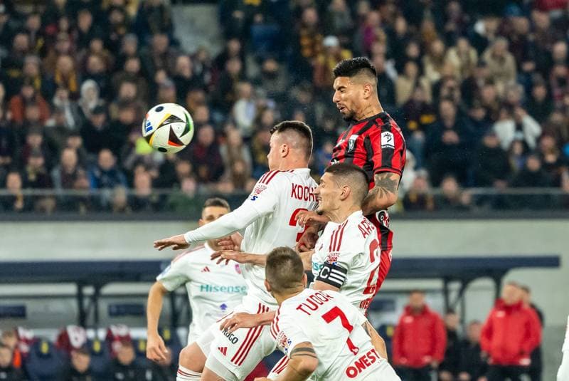 Football. PKO BP Ekstraklasa. Pogon Szczecin - Rakow Czestochowa. 19.04.2025