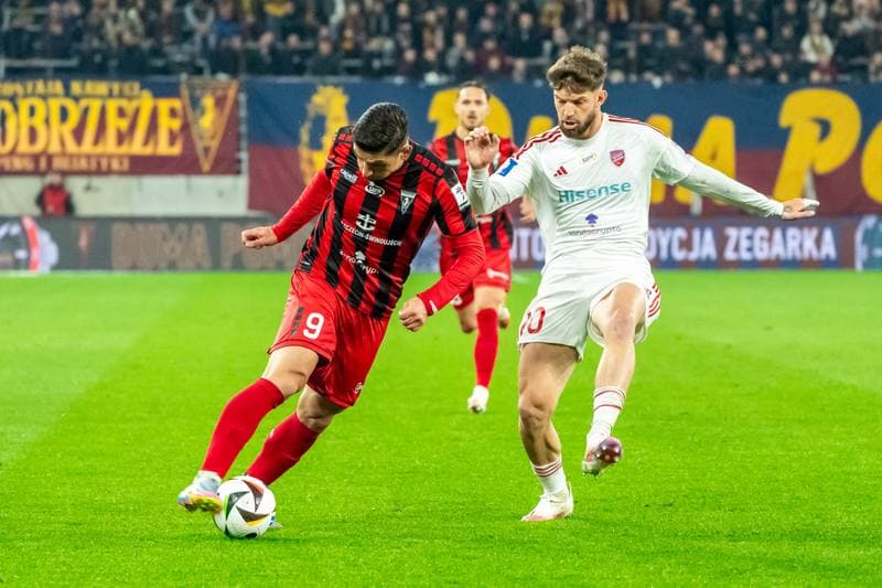 Football. PKO BP Ekstraklasa. Pogon Szczecin - Rakow Czestochowa. 19.04.2025