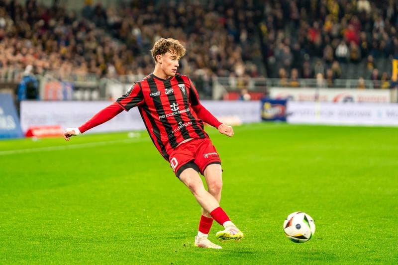 Football. PKO BP Ekstraklasa. Pogon Szczecin - Rakow Czestochowa. 19.04.2025
