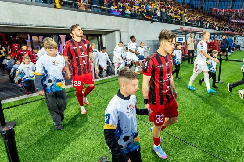 Football. PKO BP Ekstraklasa. Pogon Szczecin - Rakow Czestochowa. 19.04.2025