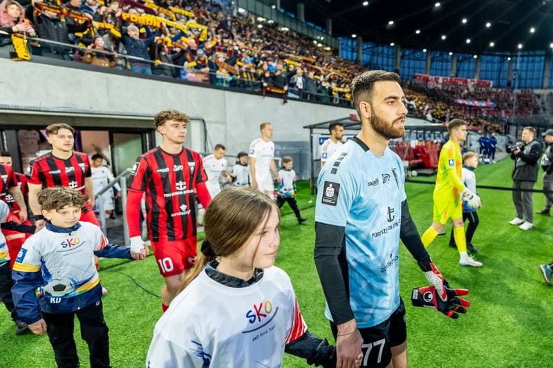 Football. PKO BP Ekstraklasa. Pogon Szczecin - Rakow Czestochowa. 19.04.2025