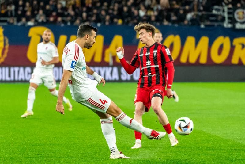 Football. PKO BP Ekstraklasa. Pogon Szczecin - Rakow Czestochowa. 19.04.2025
