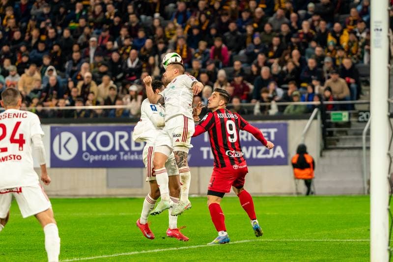 Football. PKO BP Ekstraklasa. Pogon Szczecin - Rakow Czestochowa. 19.04.2025