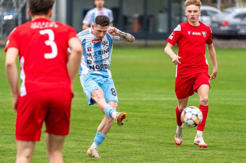Football. Betclick 2 Liga. Swit Szczecin - Wisla Pulawy. 11.04.2025