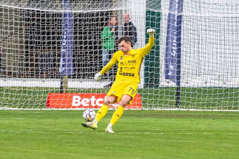 Football. Betclick 2 Liga. Swit Szczecin - Wisla Pulawy. 11.04.2025