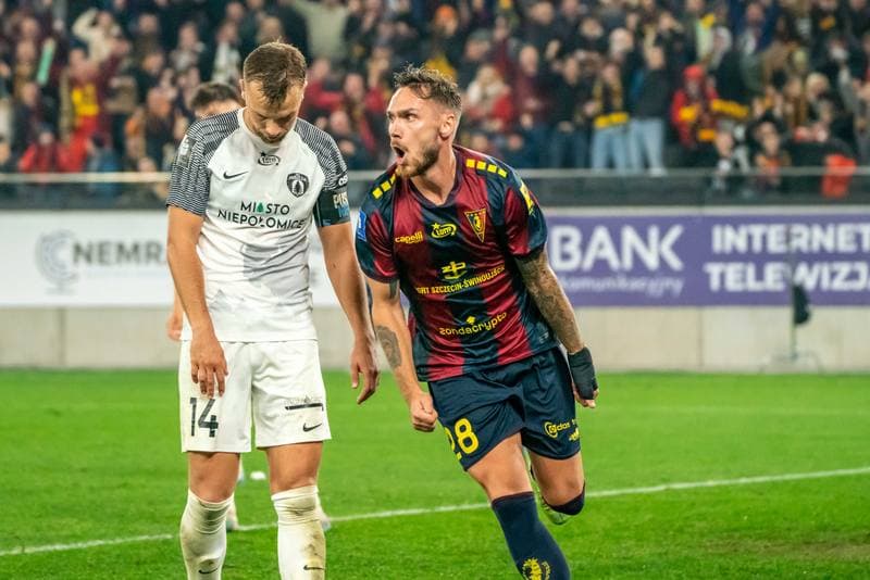 Football. PKO BP Ekstraklasa. Pogon Szczecin - Puszcza Niepolomice. 25.10.2024